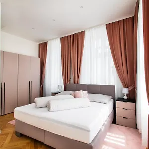 Royal Residences Appartamento